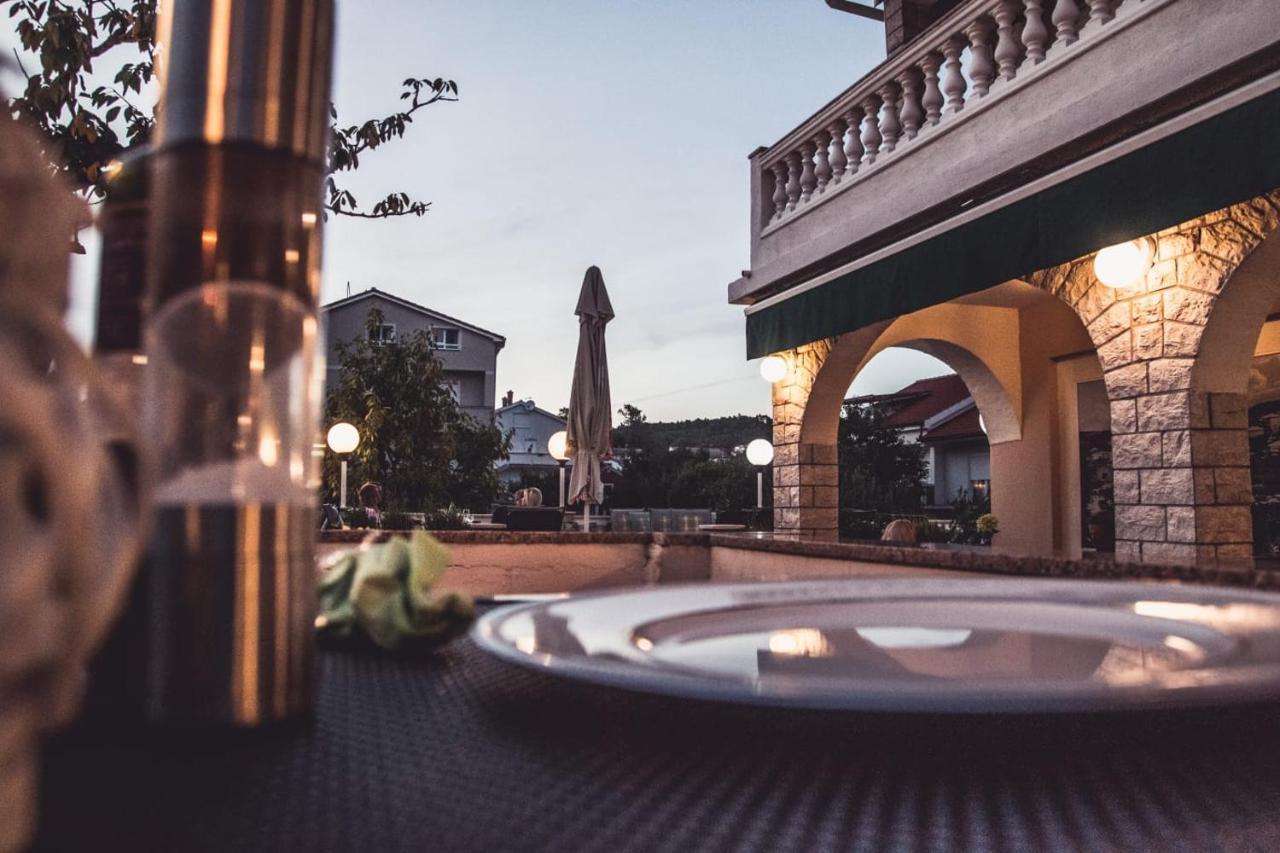 Palma Guesthouse Palit Bagian luar foto